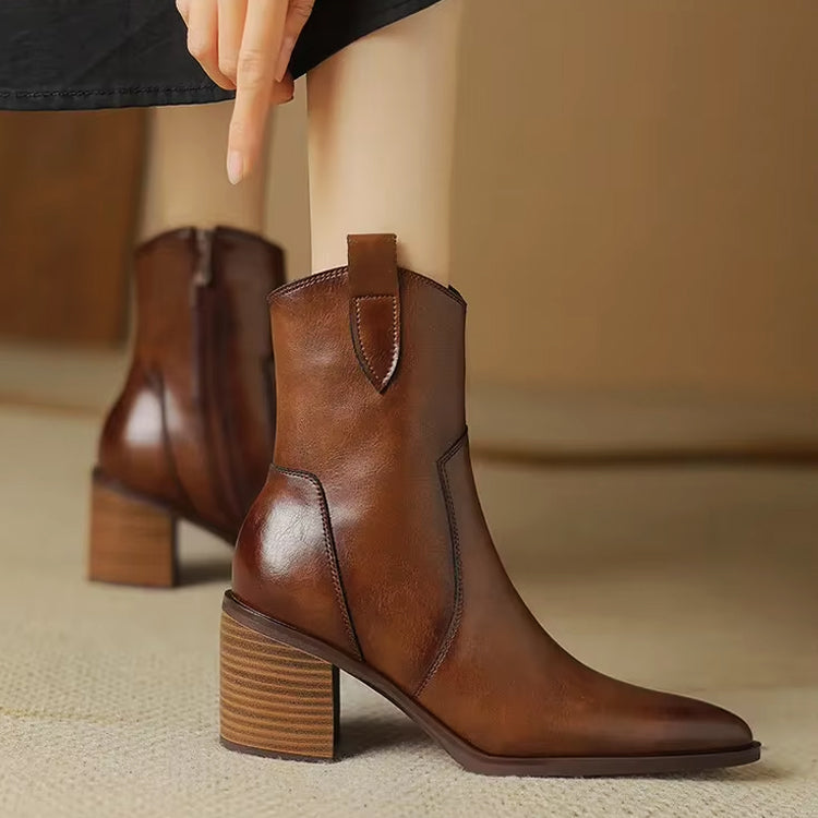 Ardora Timeless Leather Ankle Boots